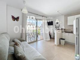 Apartament, 45 m², Zona