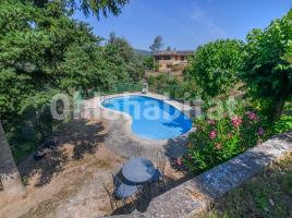 Casa (xalet / torre), 401 m², Calle Rosa d'Abril