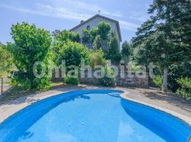 Casa (xalet / torre), 401 m², Calle Rosa d'Abril