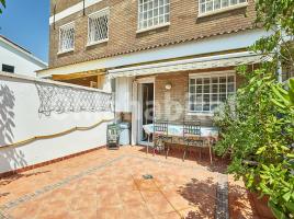 Casa (unifamiliar adossada), 153 m², prop de bus i tren