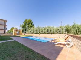 Pis, 85 m², seminou