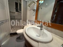 Piso, 62 m², cerca de bus y tren, Calle de l'Estadella, 36