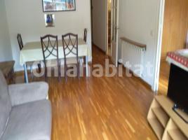 Alquiler piso, 90 m², cerca de bus y tren