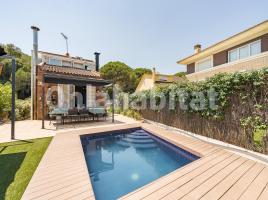 Houses (villa / tower), 199 m², Calle Can cires