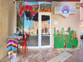 Local comercial, 194 m², cerca de bus y tren, seminuevo, Calle de Barcelona, 13