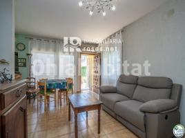 Casa (unifamiliar adossada), 103 m², Zona