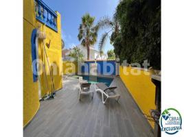 Houses (villa / tower), 152 m², Calle Montseny, 87B