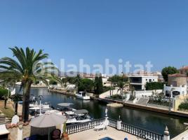 Houses (villa / tower), 104 m², Calle Empúries C, 5D