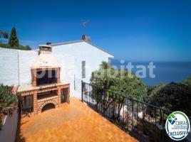 Houses (villa / tower), 178 m², Calle de Santa Isabel, 20