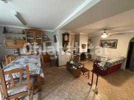Casa (unifamiliar adossada), 400 m², Calle Anglesola