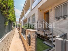 (unifamiliar adossada), 249 m², presque neuf, Calle Carrasclet