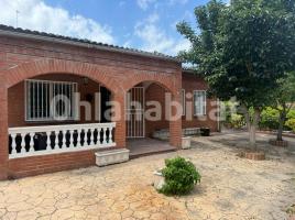 Casa (xalet / torre), 102 m², Calle Montjuïc