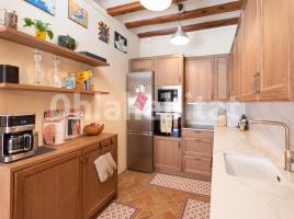 Attic, 198 m², near bus and train