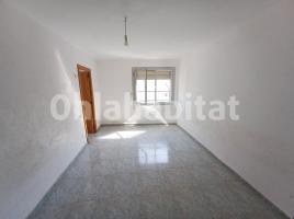 Piso, 58 m², cerca de bus y tren