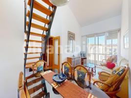 Attic, 101 m², near bus and train