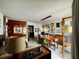 , 369 m²