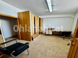 For rent industrial, 683 m², LES COMES