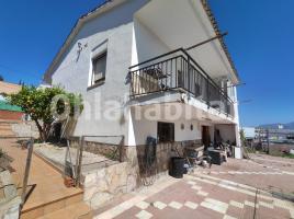 Casa (unifamiliar aislada), 182 m², cerca de bus y tren