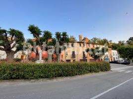 Casa (unifamiliar aislada), 199 m², cerca de bus y tren, crta. badorc
