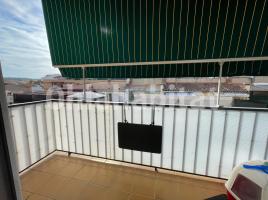 Pis, 82 m², prop de bus i tren