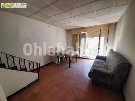Houses (country house), 144 m², near bus and train
