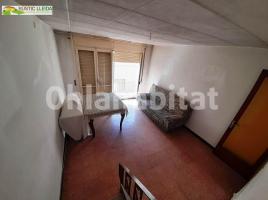 Houses (country house), 144 m², near bus and train