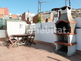 Àtic, 55 m², prop de bus i tren