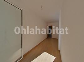 Piso, 125 m², cerca de bus y tren, seminuevo