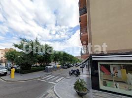 Pis, 87 m², prop de bus i tren