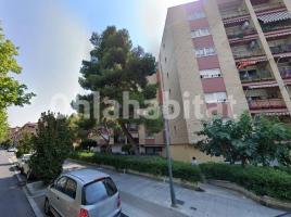 Pis, 101 m², prop de bus i tren