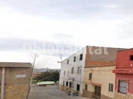Pis, 121 m², prop de bus i tren