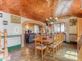 Houses (country house), 537 m², near bus and train