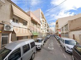 Piso, 95 m², cerca de bus y tren