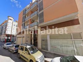 Pis, 72 m², prop de bus i tren