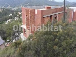 Casa (unifamiliar aïllada), 216 m², prop de bus i tren