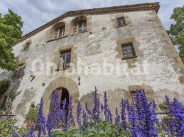 Houses (country house), 1040 m², near bus and train
