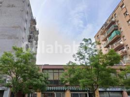 Piso, 83 m², cerca de bus y tren