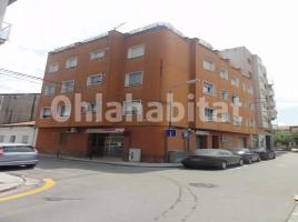 Piso, 82 m², cerca de bus y tren