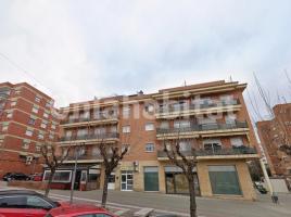 Flat, 75 m², near bus and train