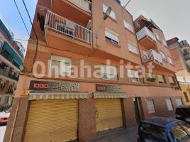 Piso, 74 m², cerca de bus y tren
