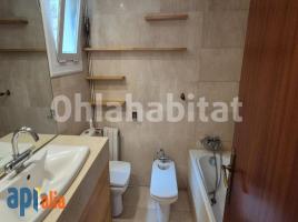 Piso, 67 m², cerca de bus y tren
