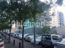 Plaza de aparcamiento, 350 m²