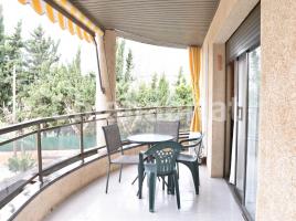Pis, 135 m², prop de bus i tren