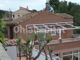 Houses (detached house), 155 m², near bus and train, almost new