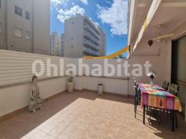 Flat, 89 m², near bus and train