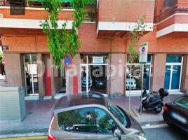 Alquiler local comercial, 300 m²