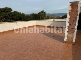 Property Vertical, 1000 m²
