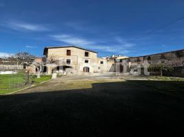 Houses (country house), 1380 m², near bus and train
