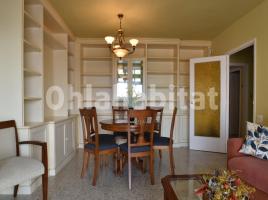 Attic, 98 m², near bus and train