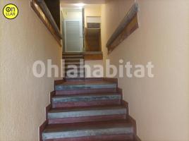 Piso, 81 m², cerca de bus y tren
